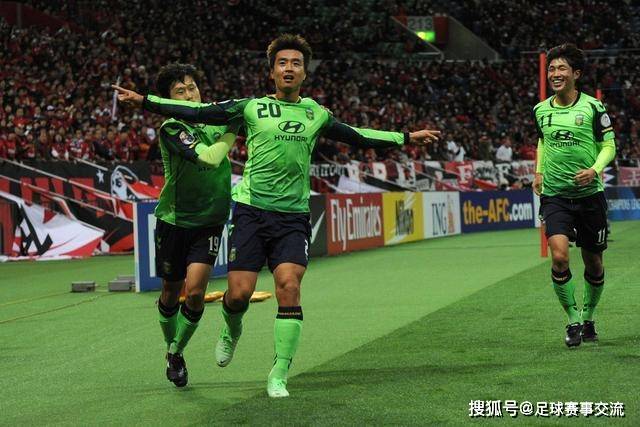 康宁汉姆20+10詹姆斯空砍三双 活塞险胜湖人