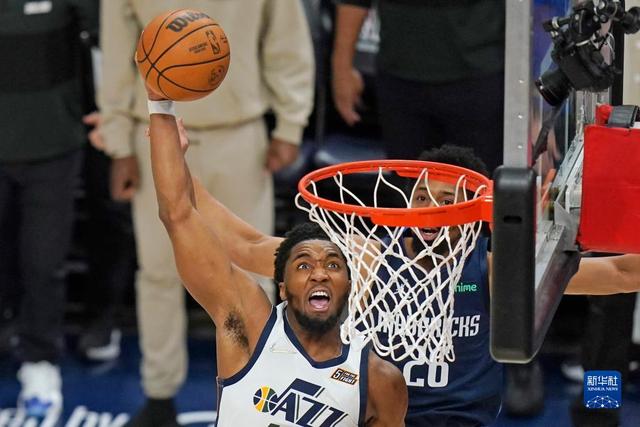 英超上演同分PK争四卡位战 数据:曼联力克维拉