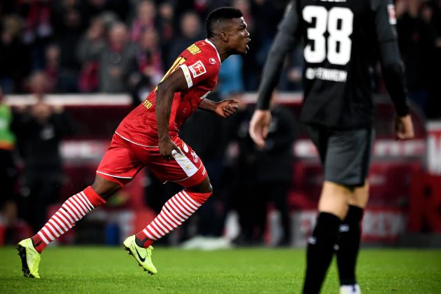 萨林杰31+15深圳2-1北控晋级八强 陈国豪30+9